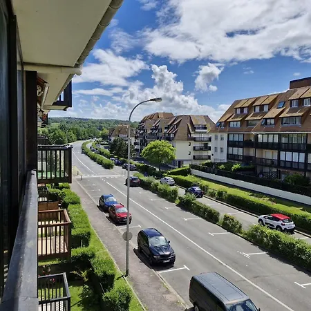 Comfortable Two-room Nest With Sea View