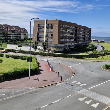 Apartment Comfortable Two-room Nest With Sea View *